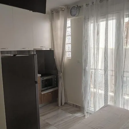 Emanuela Mystique Private Parking Apartment *